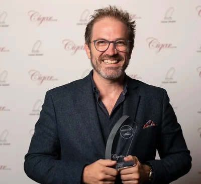 c24cda_e213e1e6f93d4e34af33bcad79a6fa8b~mv2